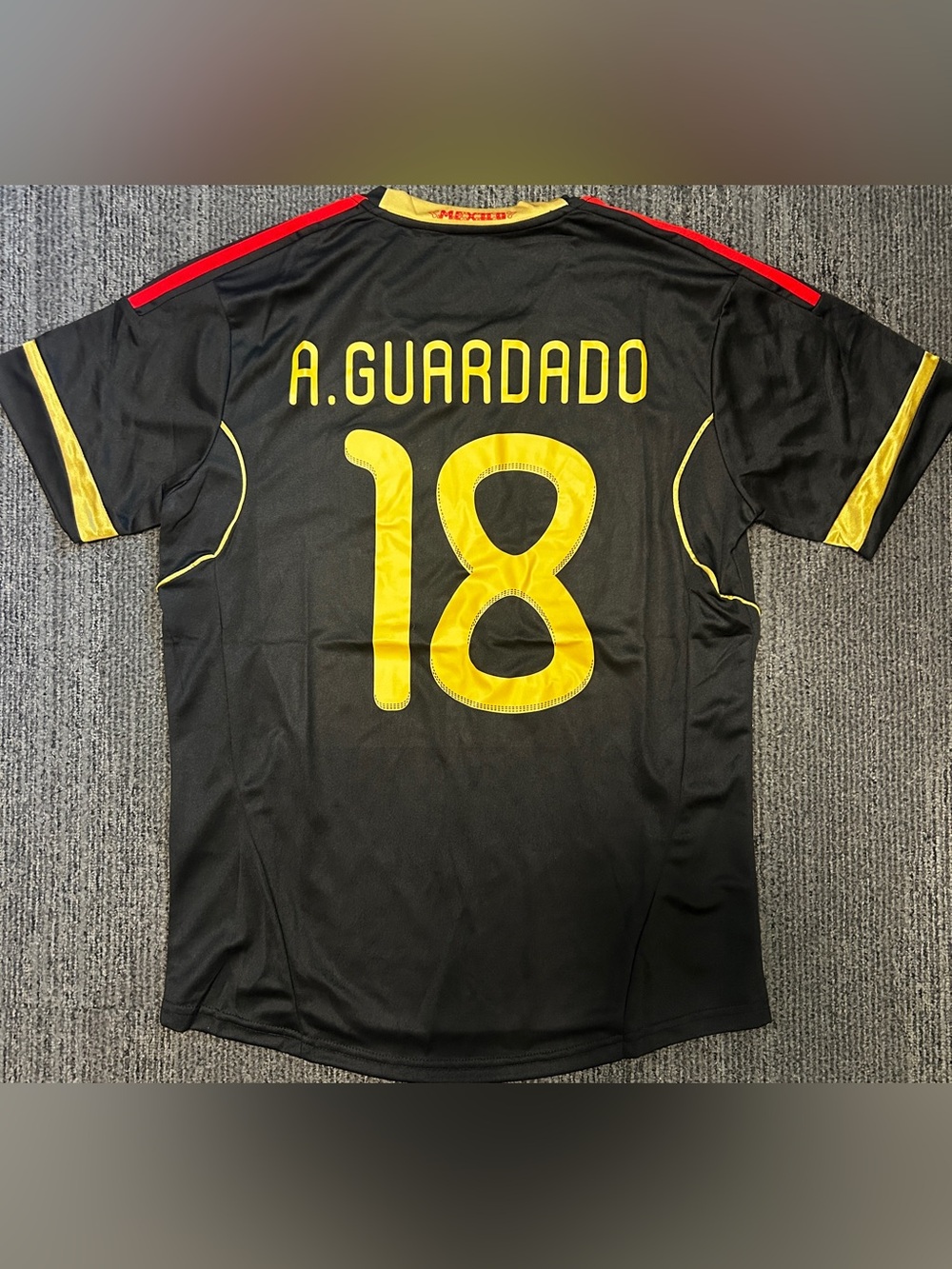 A. Guardado #18 México 2011 Away Jersey | Size Medium